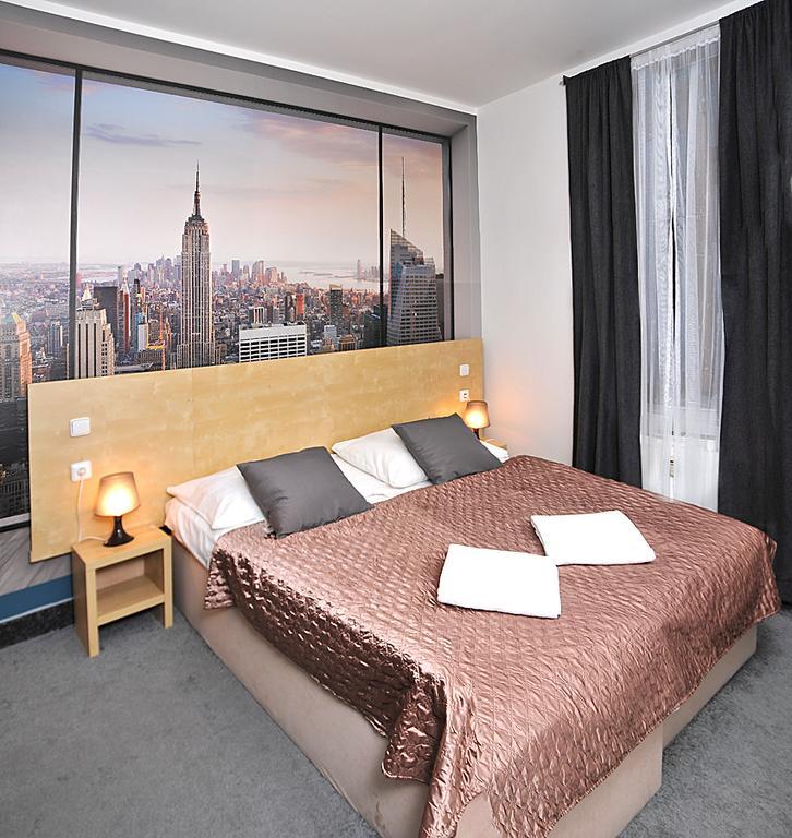Andel Aparthotel 3*